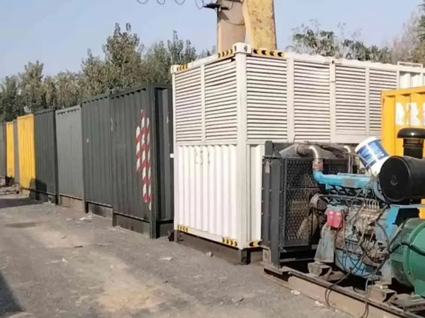 虎门镇200KW柴油发电机机组每小时油耗是多少?